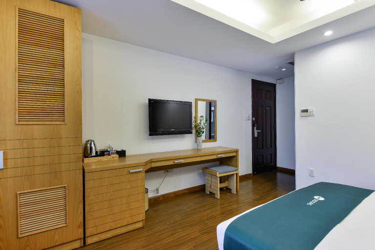 Bedroom 16
