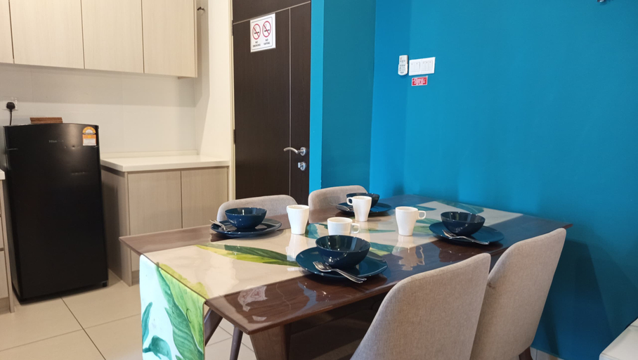 Dining Room 6