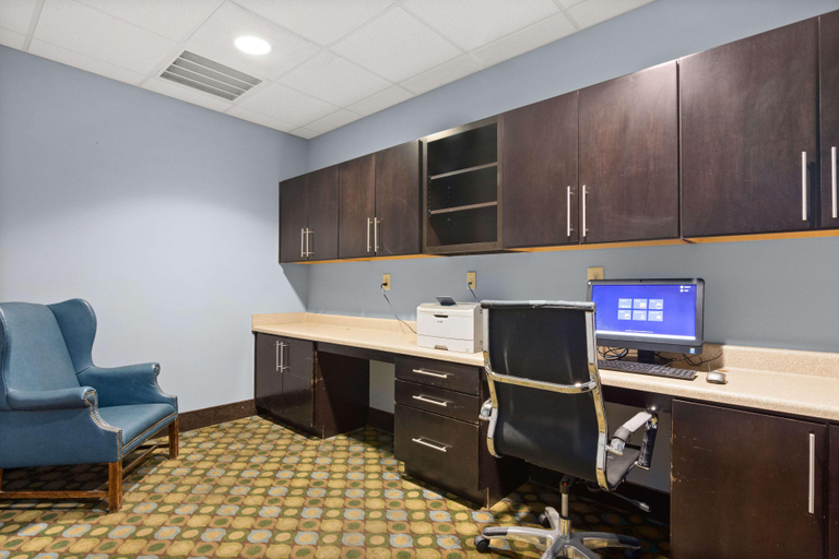 Public Area 3, Portland Inn & Suites, Robertson