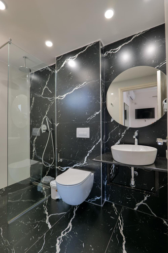 Bathroom 3, Fabeno Villa, Sarandës