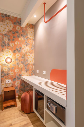 Others 5, UNICO Suite - GRUPPO BLAM, Rome