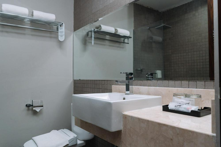 Bathroom 21