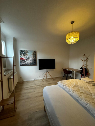 5, Paris: Messe-, Business-, Ferienwohnung, Mettmann