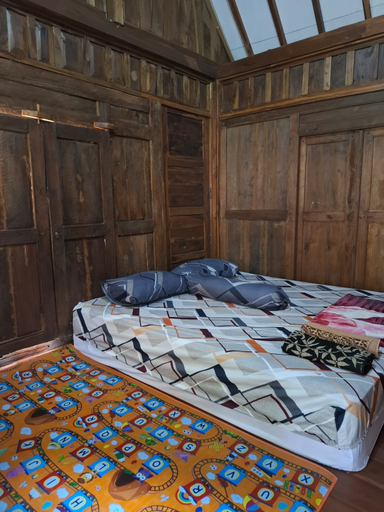 Bedroom 12