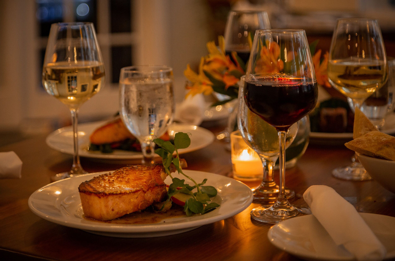 Food & Drinks 4, Sheepscot Harbour Village Resort, Lincoln