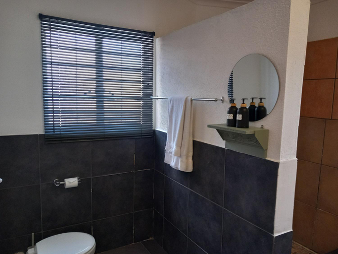 Bathroom 2, 19 On Kruger Apartments, Pixley ka Seme