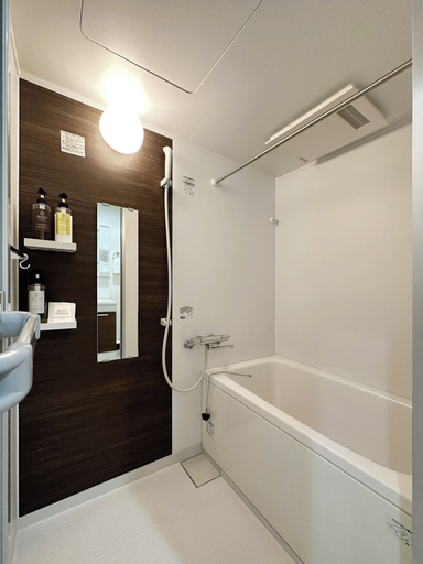 Bathroom 19