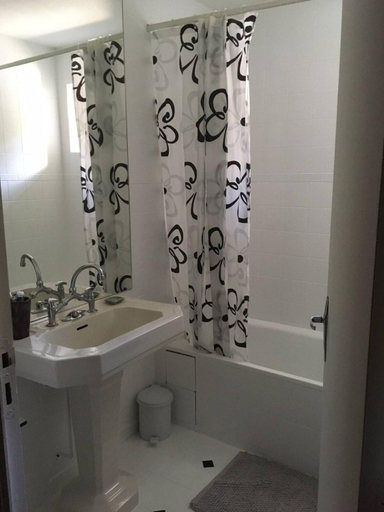 Bathroom, Les lavandes, Drôme