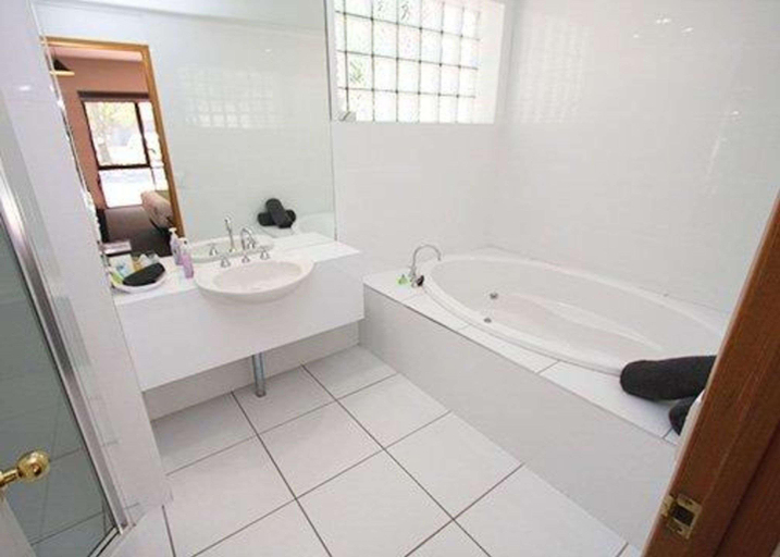 Bathroom 4, Comfort Inn Lady Augusta, Swan Hill - Central