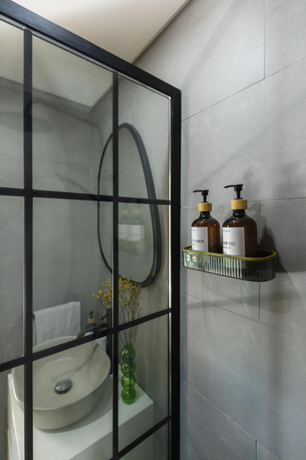 Bathroom 2, Teal Guesthouse, Batroun