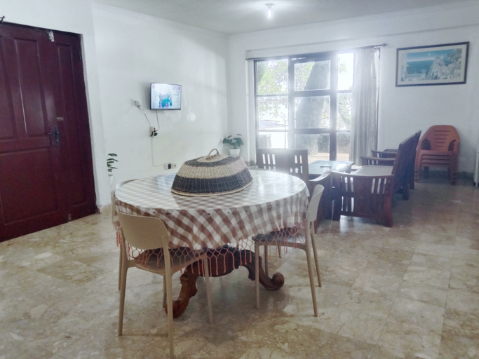 Dining Room 11