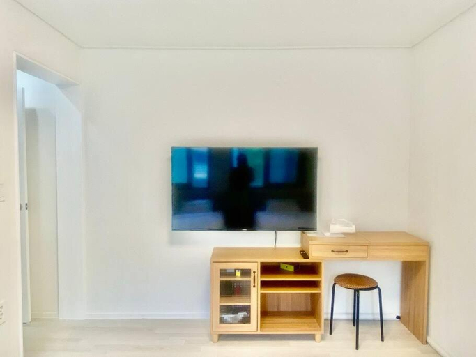 Others 5, Kelly House, Goyang