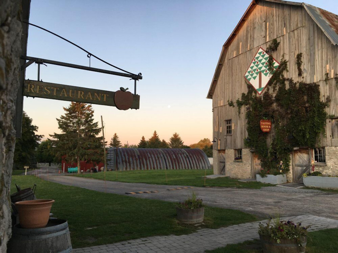 Exterior & Views 2, Jackson's Falls Country Inn, Prince Edward