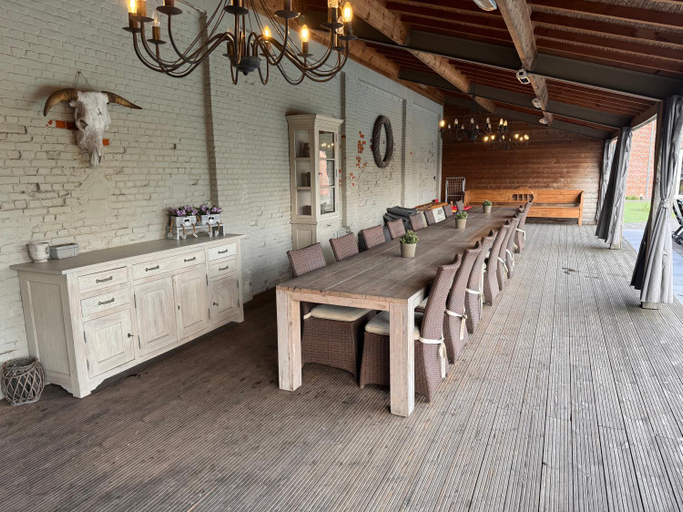 Others 3, B&B De Vreehoeve, Antwerpen