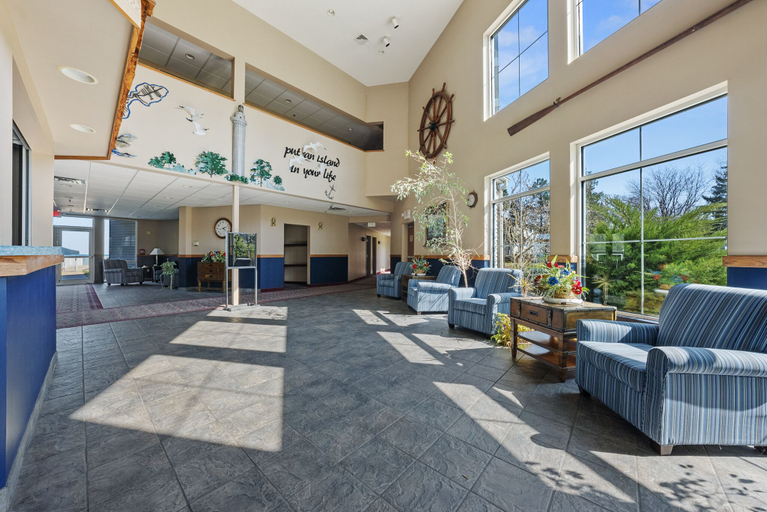 Public Area 3, Bayshore Resort at Put-in-Bay, Ottawa