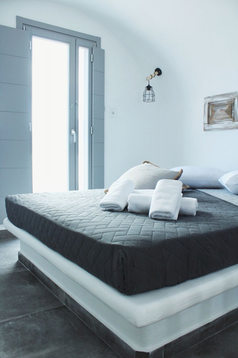 Bedroom 5, Aeron suites, South Aegean