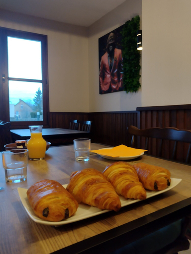 Food & Drinks 5, Auberge D'ici & D'ailleurs, Lot