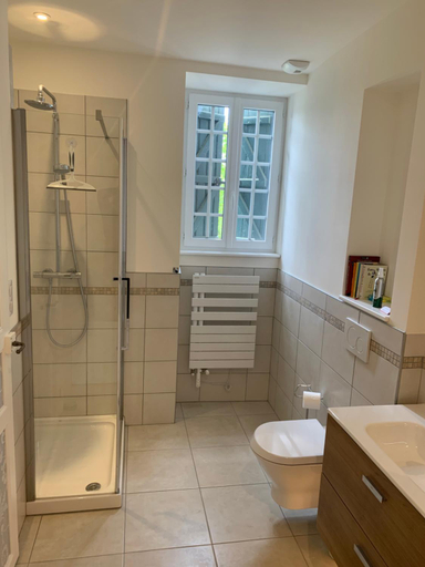Bathroom 3, Maison Geze, Pyrénées-Atlantiques