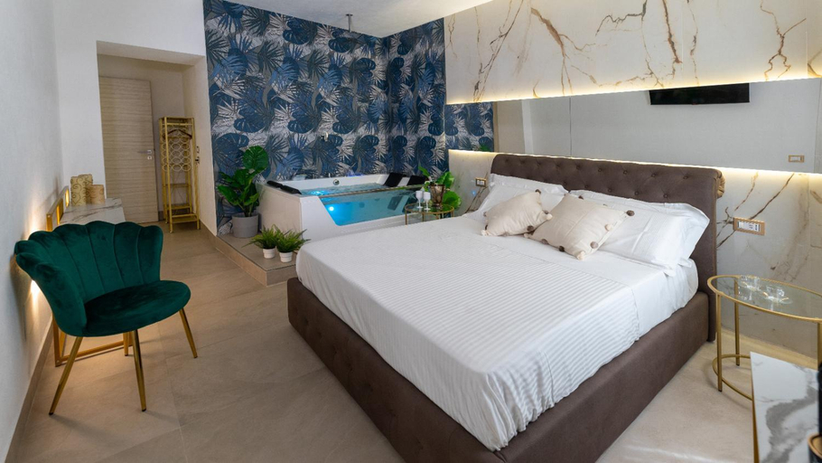 Others 5, MAZZINI LUXURY JACUZZY SUITE Catania, Catania