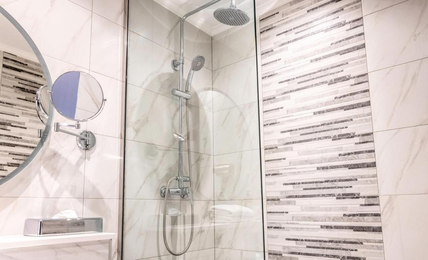 Bathroom 3, Hotel Jamingo, Antwerpen