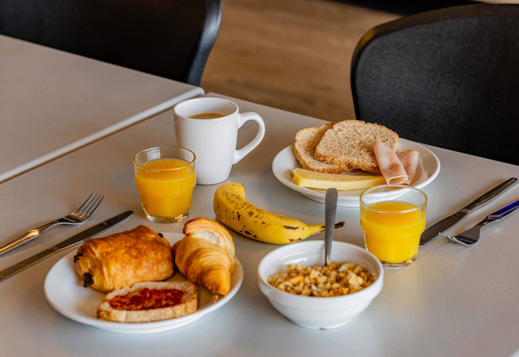 Food & Drinks 5, B&B HOTEL Béthune Bruay-la-Buissière, Pas-de-Calais