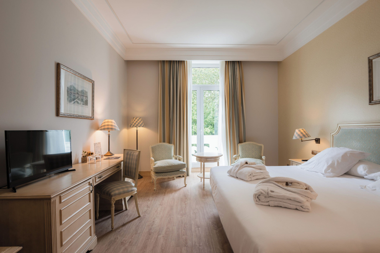 Bedroom 3, Castilla Termal Balneario de Solares, Cantabria