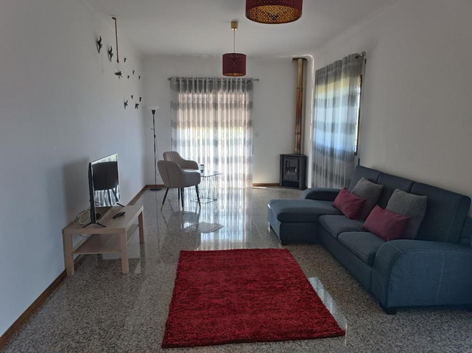 Others 5, Abrigo das Andorinhas, Castelo de Paiva