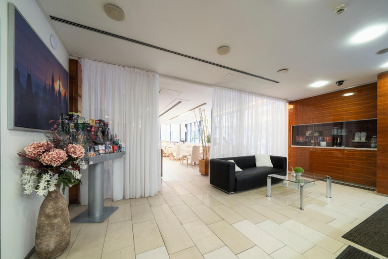 Public Area, Hotel Ehrlich, Praha 8