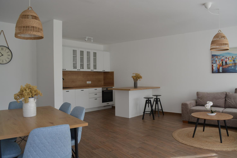 Others 4, Apartments Antea, Pag