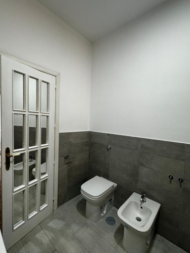 Others 3, Interno ventidue, Napoli
