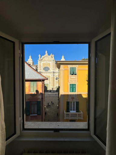 Others 5, Titti guest-house, Savona