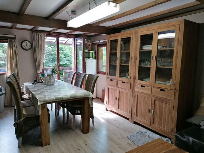 Others 4, Chalet Vogelzang in the Ardennes, Namur