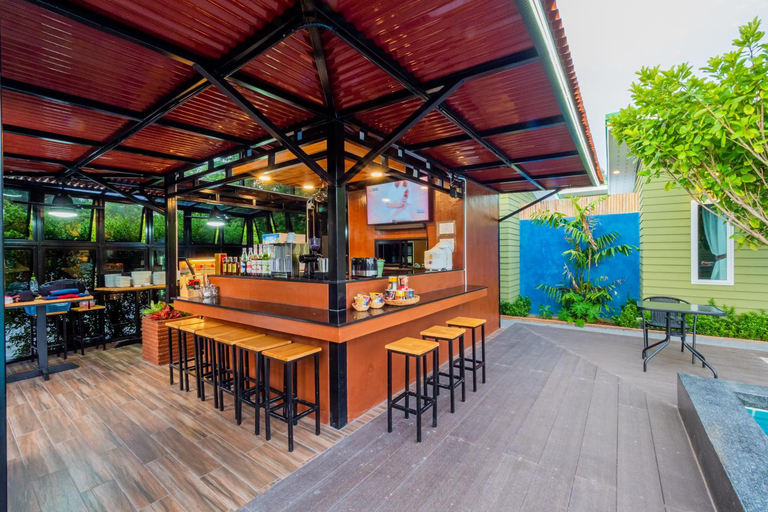 Food & Drinks 4, SkyHip Resort, Pattaya