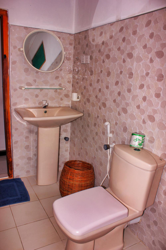 Bathroom 4, Atteriya Chilled , Pothuvil