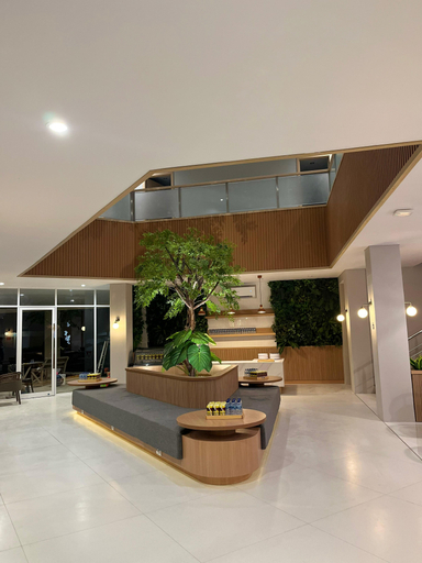 Exterior & Views 2, Hotel Botanic Balikpapan, Balikpapan
