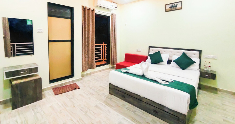 Bedroom 3, Sandy's Kinjal Farm & Tents Maharashtra, Raigarh
