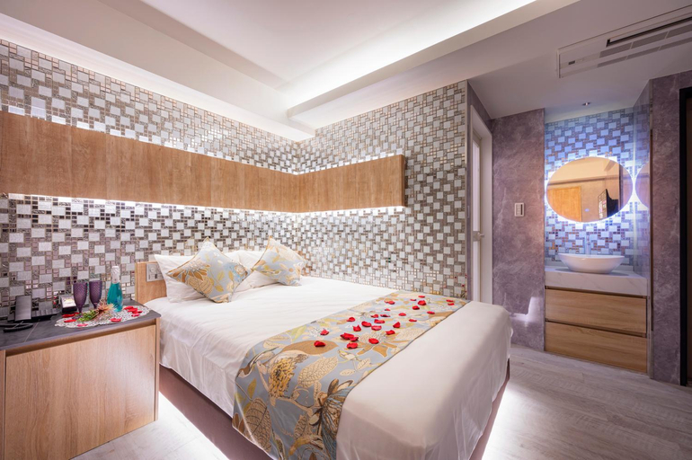 Bedroom 14