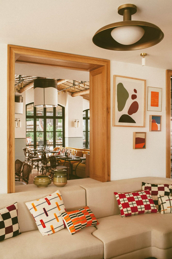 Public Area 4, Hotel Lou Pinet, Vaucluse