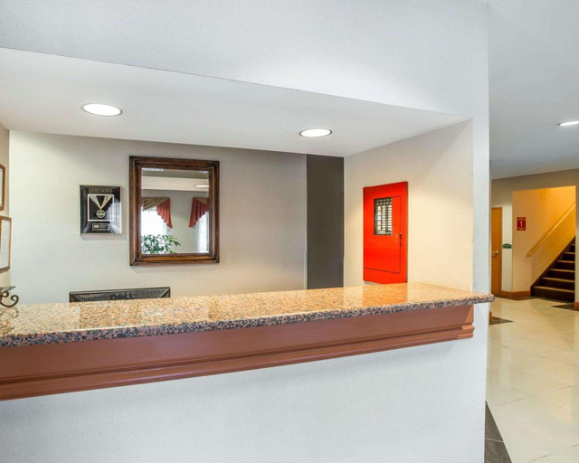 Public Area 2, Econo Lodge Brunswick Travel Center, Glynn