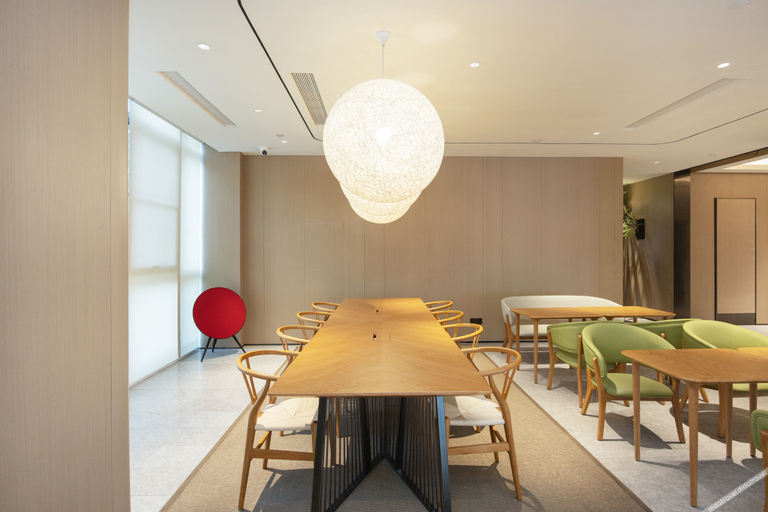 Food & Drinks 4, JI Hotel Nantong Wanda Plaza Zhongxiu West Road, Nantong