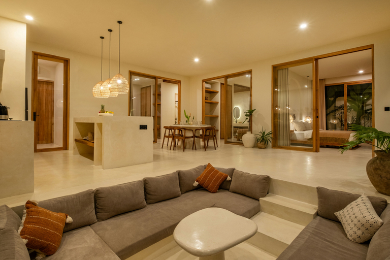 Others 5, Villa Rheia Pererenan, Badung