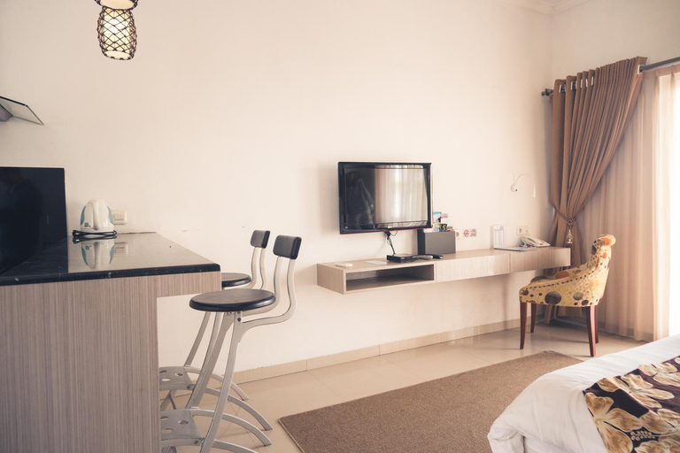 Bedroom 30