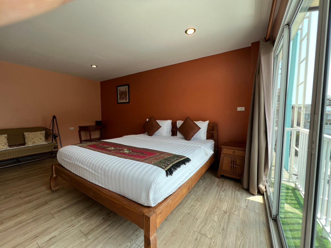 Bedroom 6