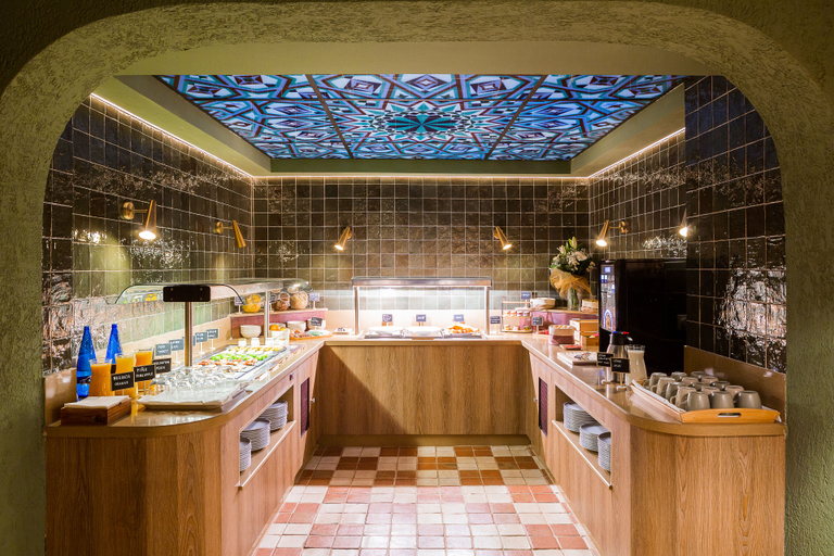 Food & Drinks, U-Sense Granada Catedral, Granada