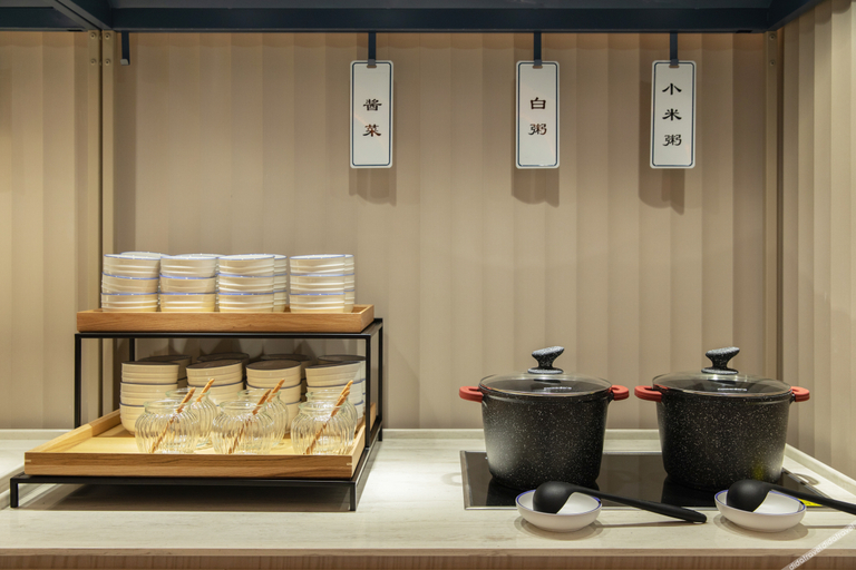 Food & Drinks 5, Hanting Hotel Beijing Langxingzhuang Subway Station, Beijing