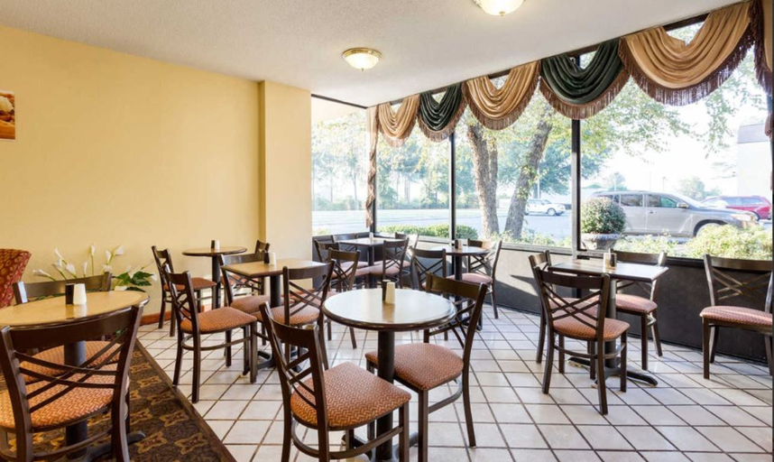 Food & Drinks 5, Quality Inn Blytheville I-55, Mississippi