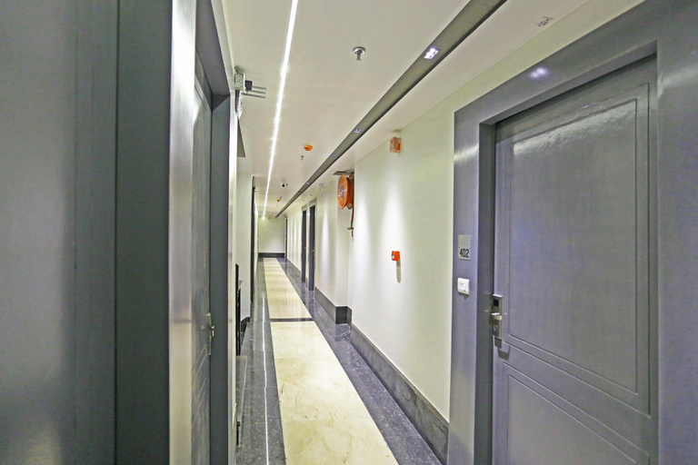 Public Area 2, Hotel Apple Tree - Near IGI Airport, Delhi