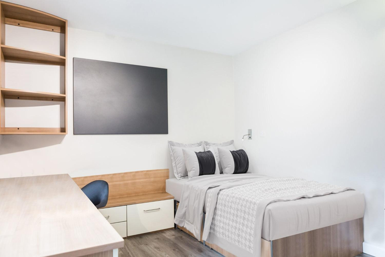 5, Chapter Highbury I, London