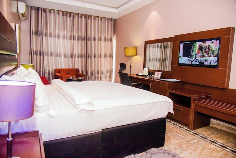 Bedroom 3, Soft Touch Hotel, OviaNort