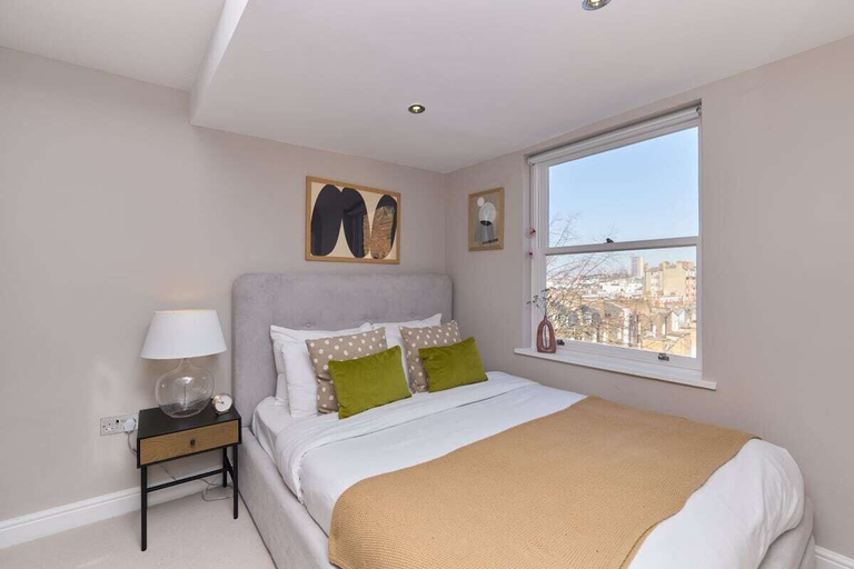 Others 5, The Notting Hill Hideout - 2bdr Apartment, London